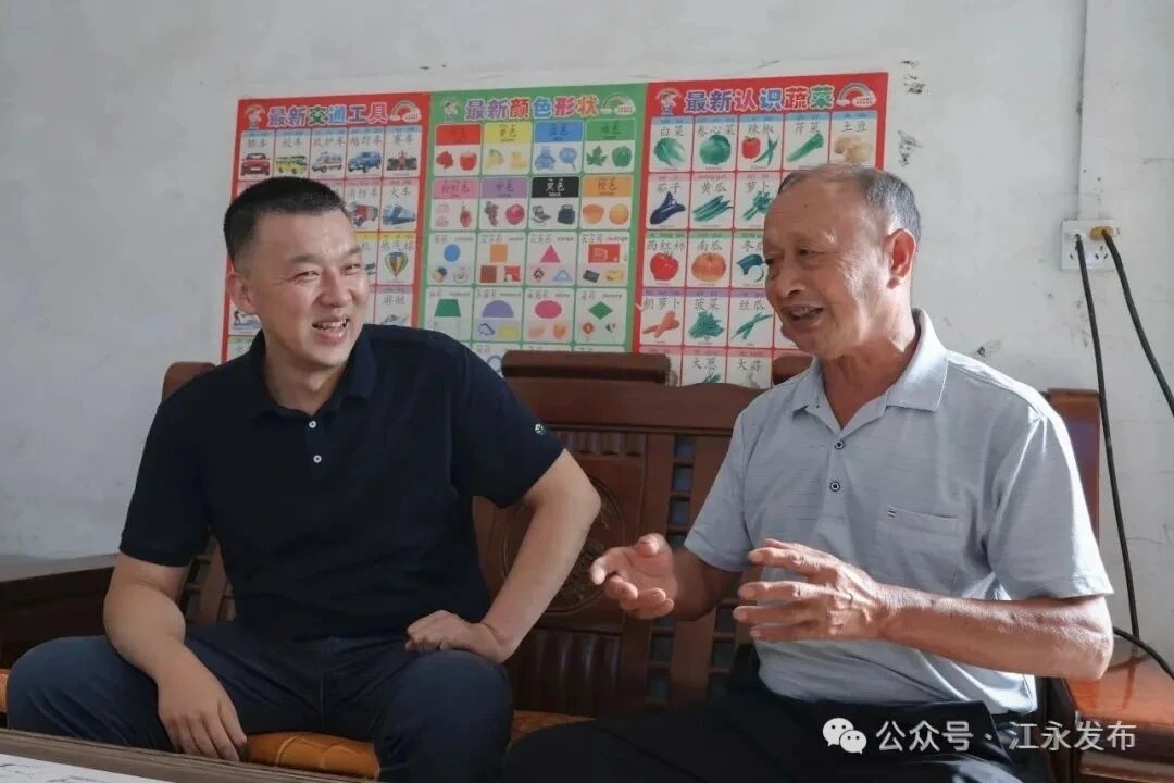 江永：李群辉“七一”前夕走访慰问党员