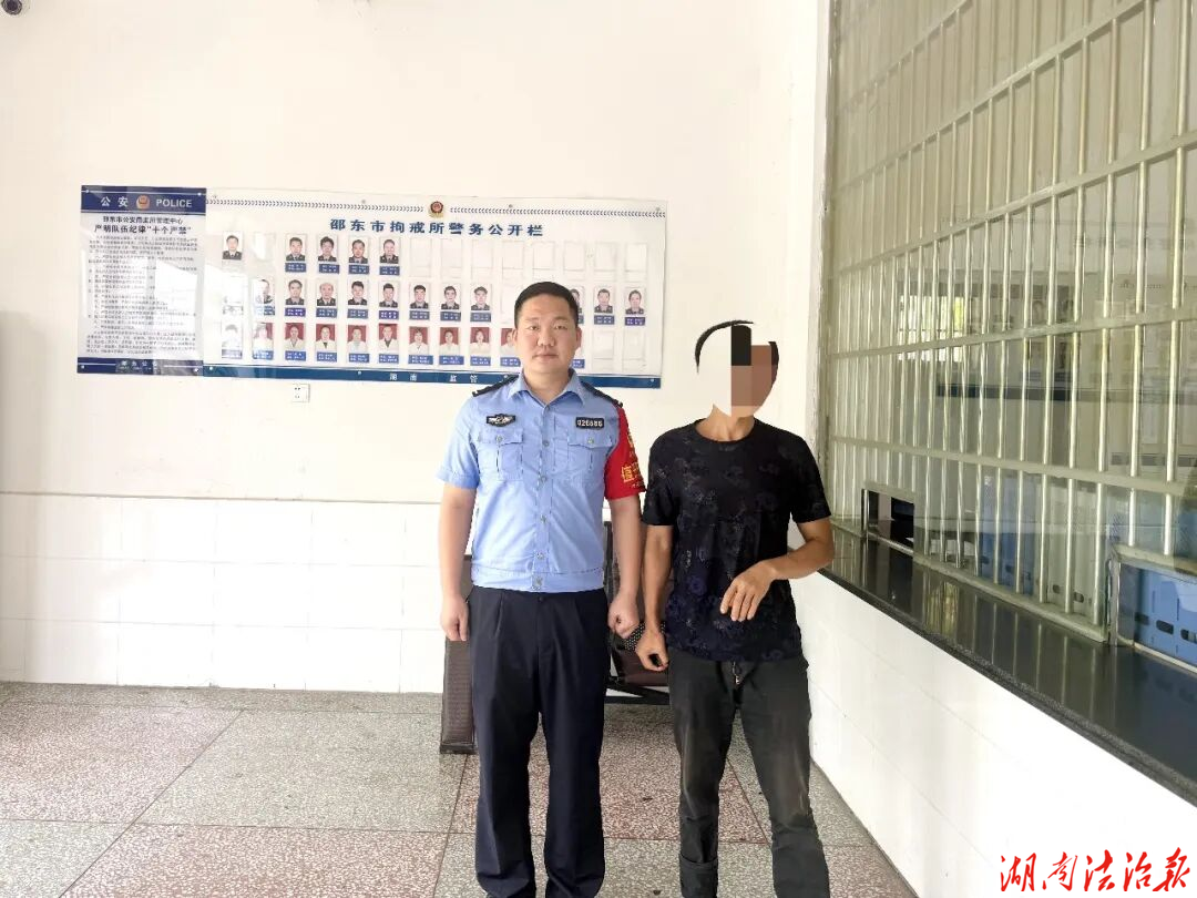 深夜拉车门盗窃车内财物 邵东公安快速破案抓获嫌疑人