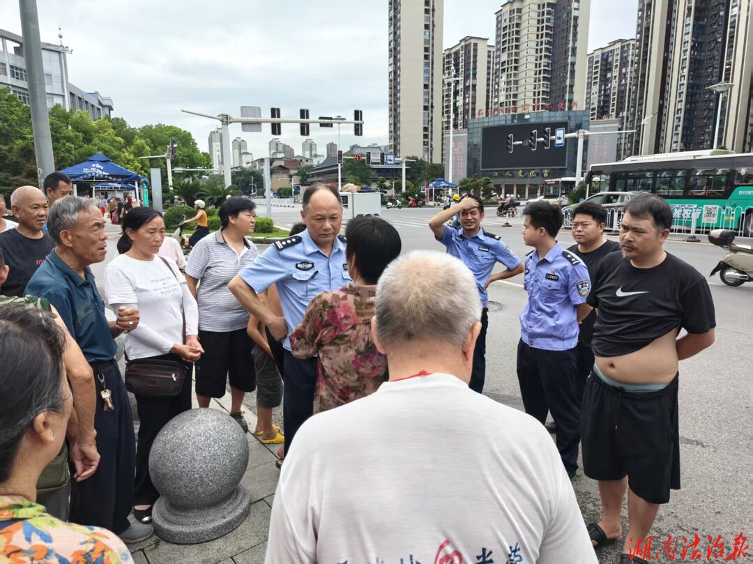 多部门联合亮剑！零陵区整治黄古山占道打牌乱象 还路于民