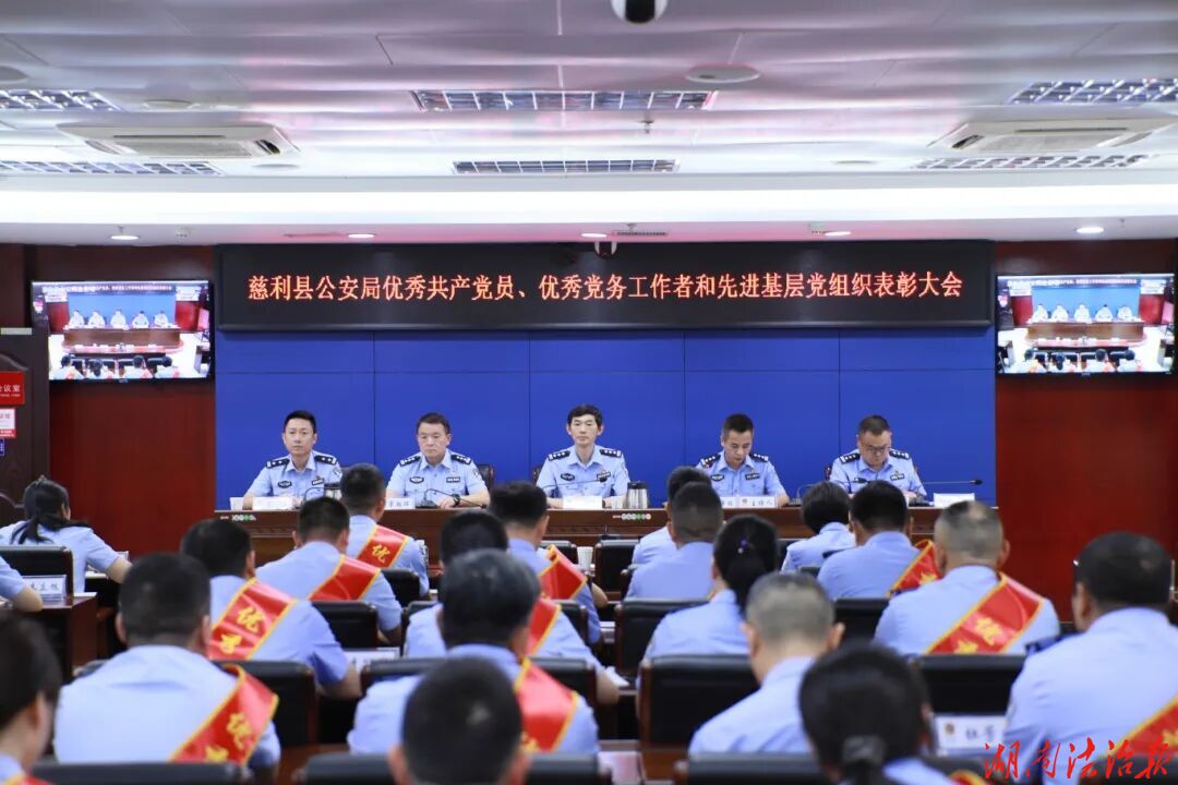 迎“七一”，向党的生日献礼！