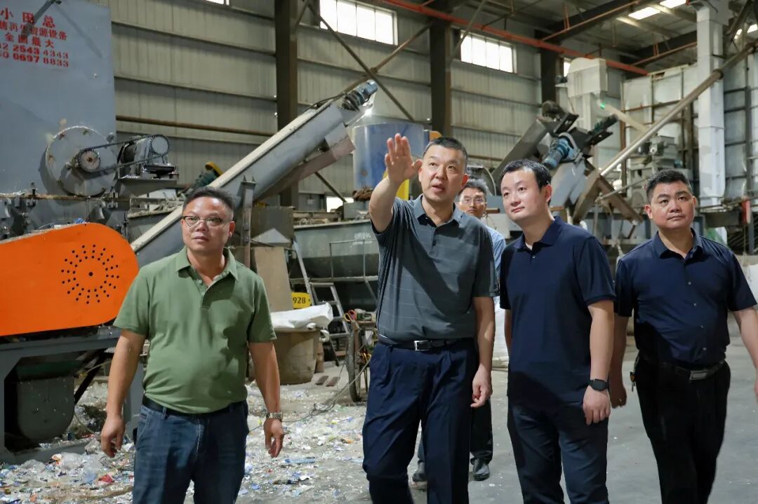 江永：李群辉调研园区部分重点项目建设情况