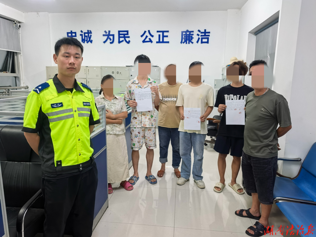 大通湖交警多维发力  织密未成年出行“平安网”