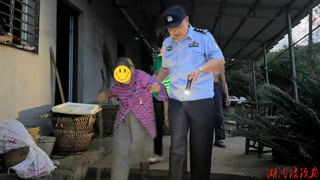37℃下，警民联动3小时只为找到她