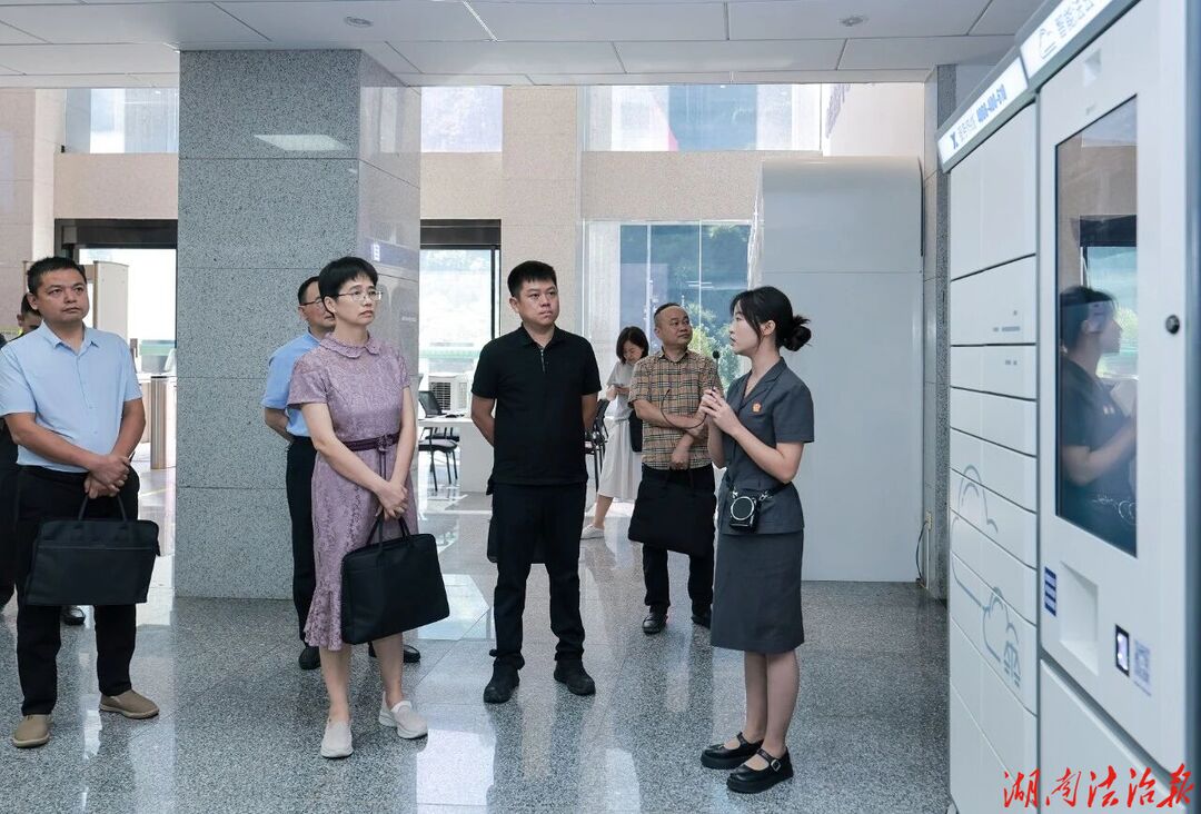 张家界市人大常委会专题调研武陵源区法院执行工作