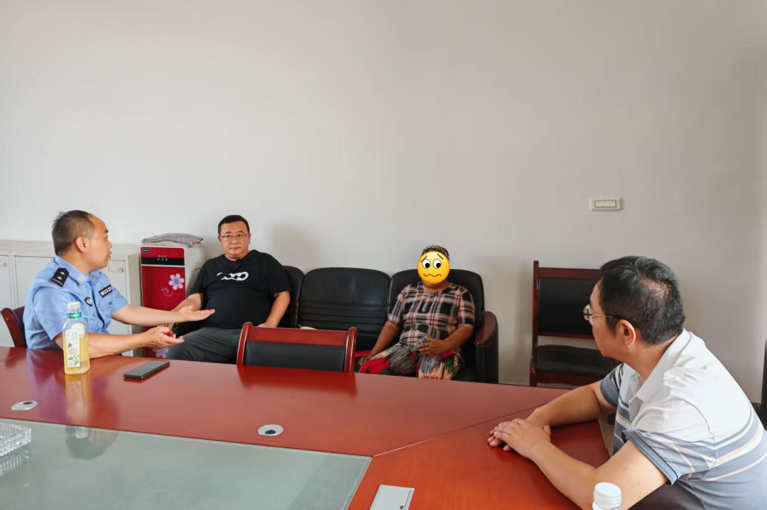 化解土地邻里纠纷 整治网络言论隐患——官地坪派出所筑牢基层平安防线