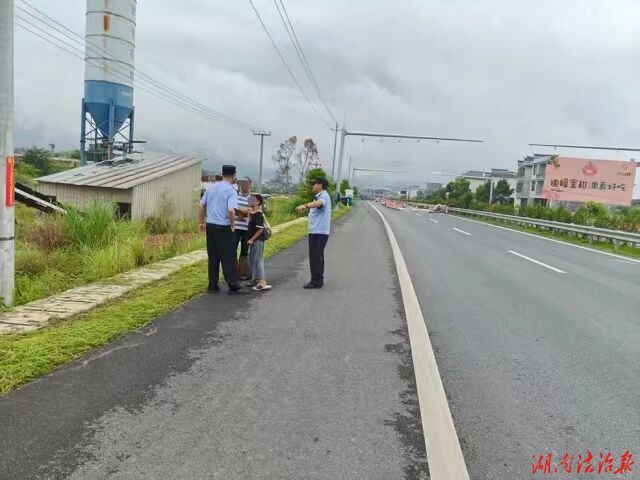 暖心速度+科技赋能！江永县公安局回龙圩派出所成功救助走失男孩