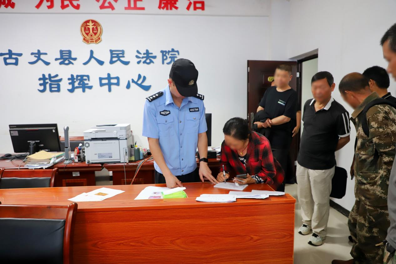 法护民生·情暖茶乡｜古丈法院为27名农民工追回19万余元薪酬