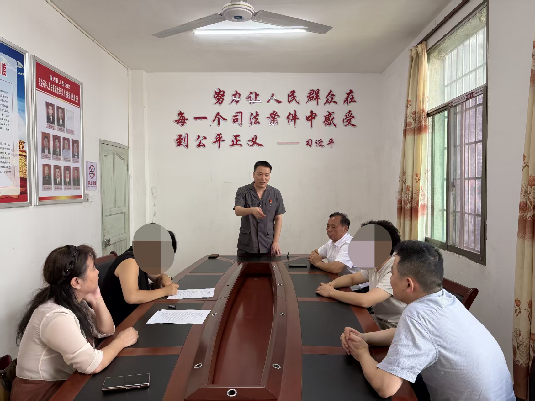德法相融解积怨 柔性调解护稚心 ——金石桥法庭联动道德评议巧化尖锐离婚纠纷