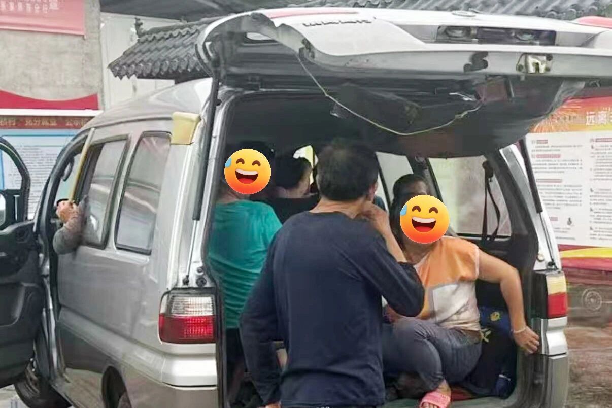 农忙赶路图方便？桑植公安叫停 “废” 车，杜绝超员违法载人