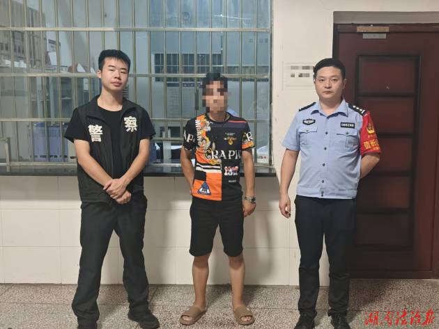 转身忘拔车钥匙 电动车惨遭“顺手牵羊”