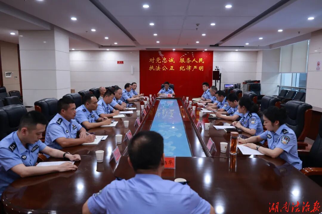 常德公安召开2026年八一建军节退伍军人座谈会