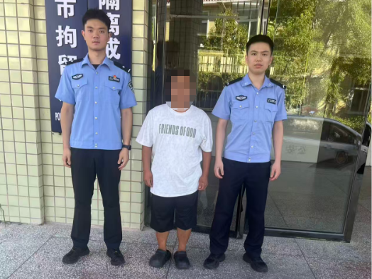 深夜偷闯加油站宿舍盗手机 邵东公安速擒窃贼