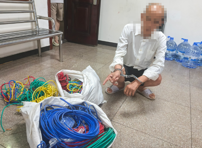 深夜流窜多地疯狂作案 邵东警方侦破系列盗窃案