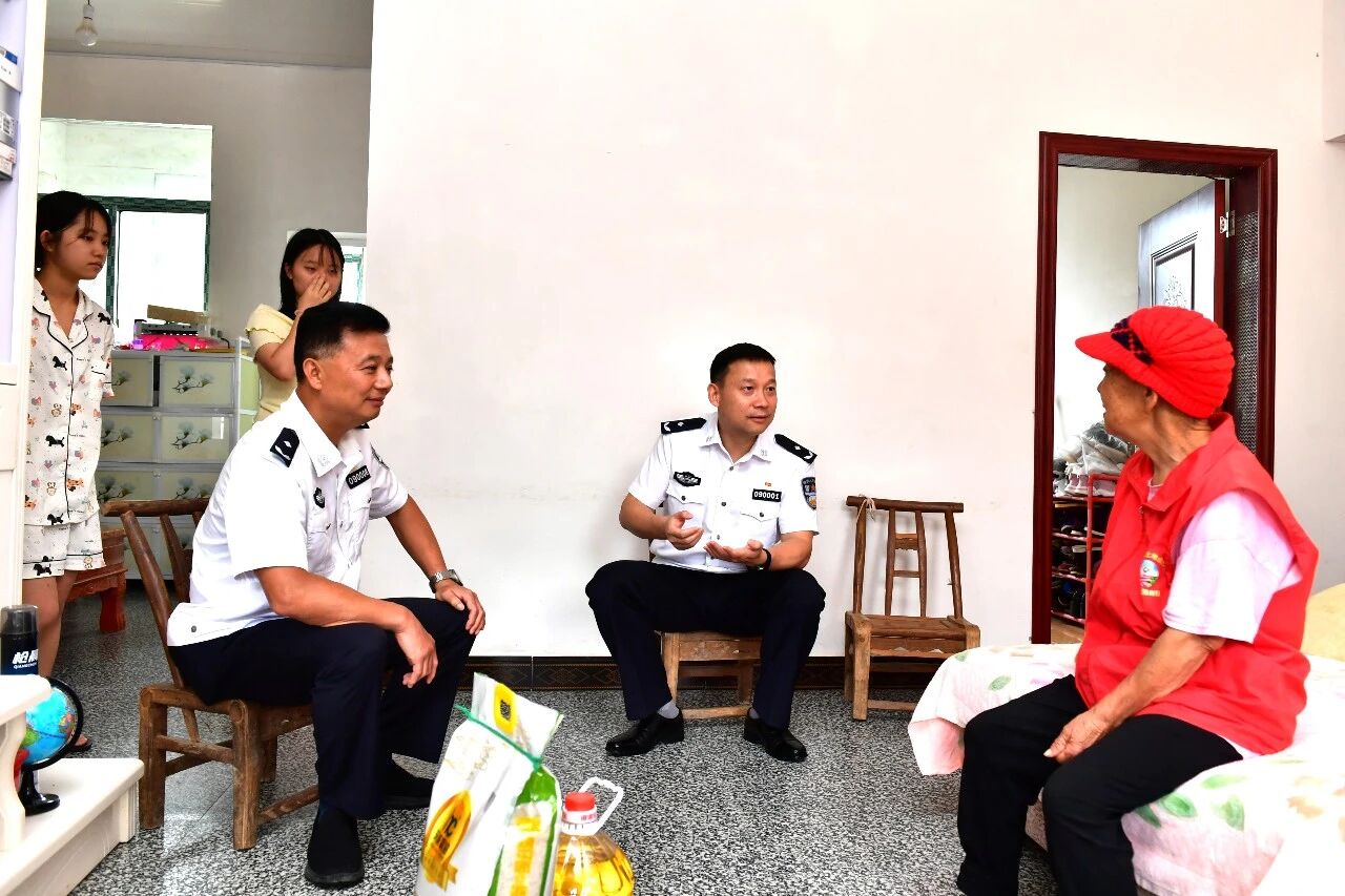 推进常态化帮扶 持续巩固拓展脱贫攻坚成果 —— 张家界市公安局在新民村召开专题党委会