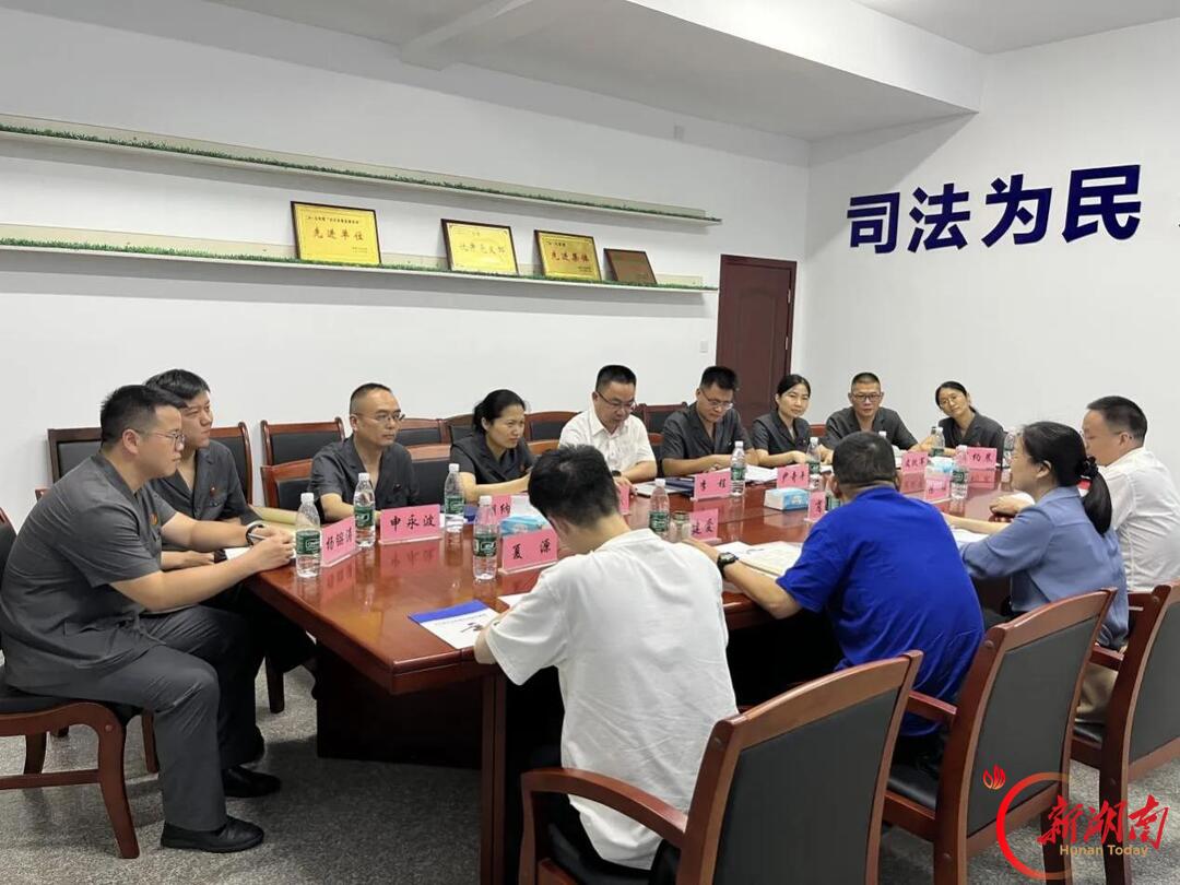 把脉定向明思路 凝心聚力促创建