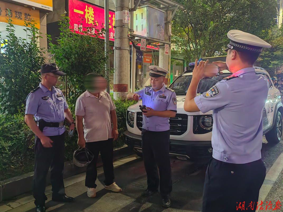 【强治理 护民安】龙山县公安局苗儿滩派出所联合交警大队开展夜间交通整治行动