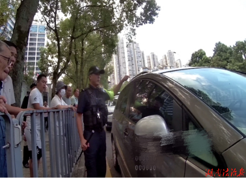 孩童遇险警速援 暖心守护护童安｜吉首公安接连处置两起儿童突发险情