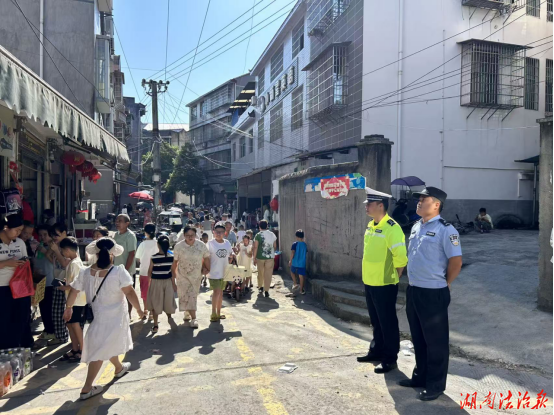 泸溪公安:筑牢护校安园防线 护航秋季开学季