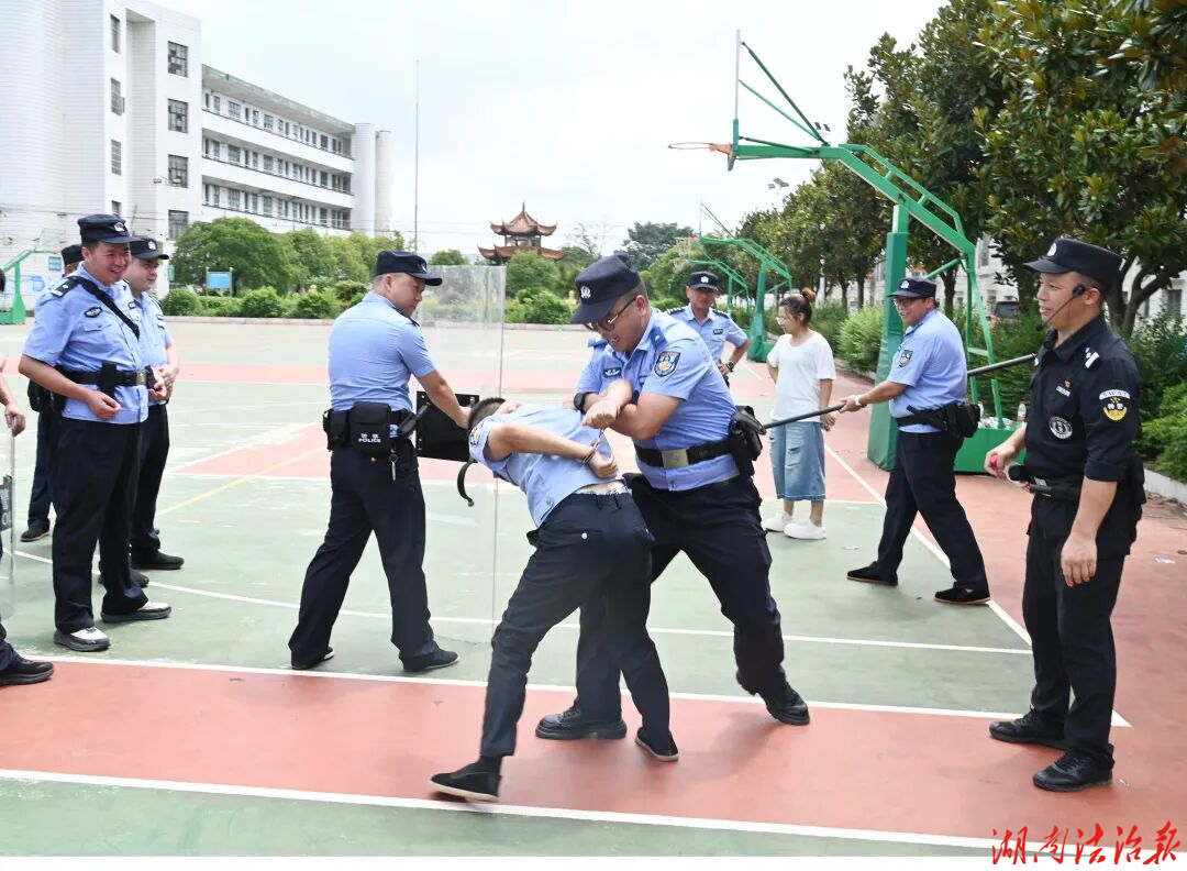 砺警练兵强本领 实战赋能铸铁军——邵东公安扎实开展警务实战大练兵