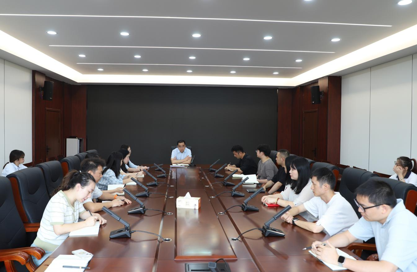 交心谈心鼓干劲——君山区人民检察院召开聘用制人员集体谈心谈话座谈会