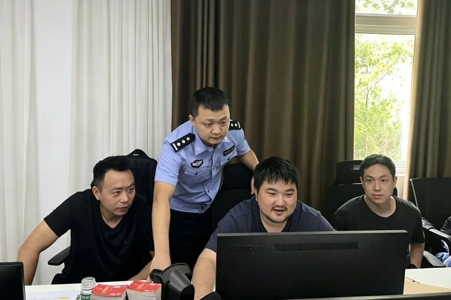 重拳打击“扫码套现”黑灰产业链，桑植公安抓获6名嫌疑人