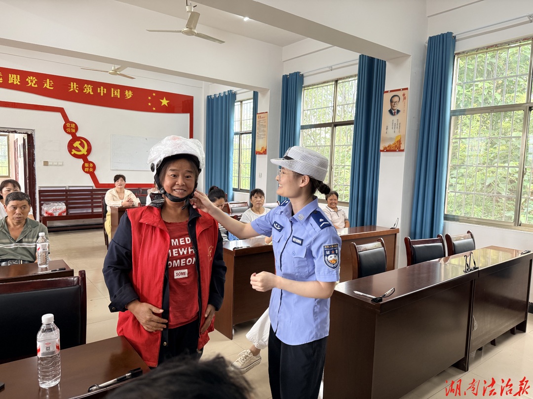 美丽乡村行 安全进万家 邵阳县公安交警筑牢农村道路安全防线