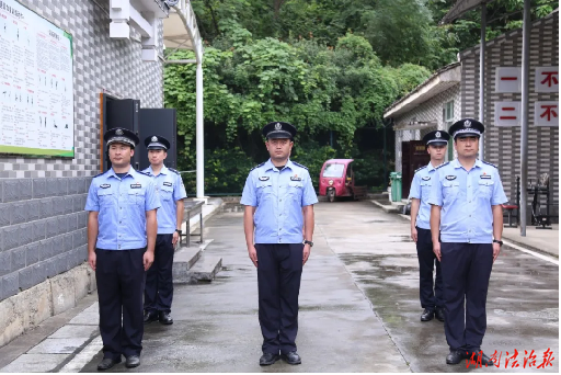 通道县公安局组织民警开展实战练兵活动