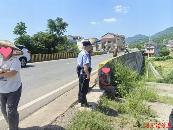 泸溪公安及时调解收割通行纠纷 护航秋收生产