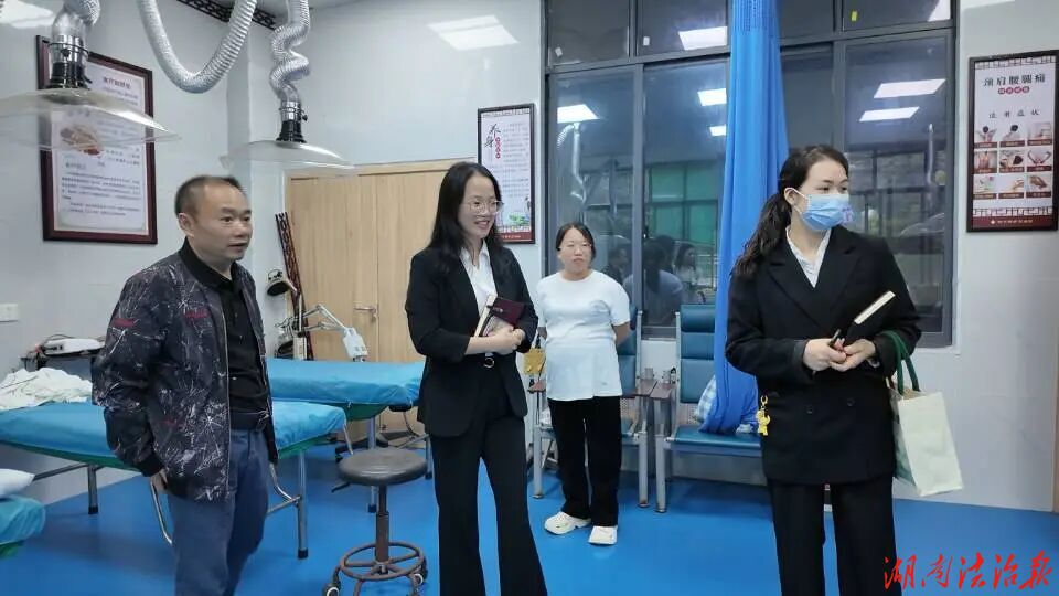 永州市第四人民医院医共体总院领导赴梳子铺乡分院开展实地调研