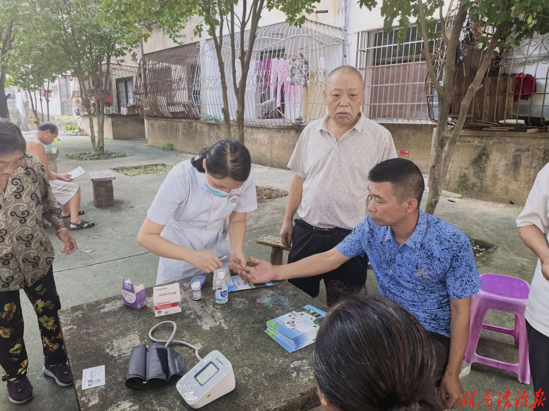 道县西洲街道社区卫生服务中心：服务上门暖民心 健康护航零距离