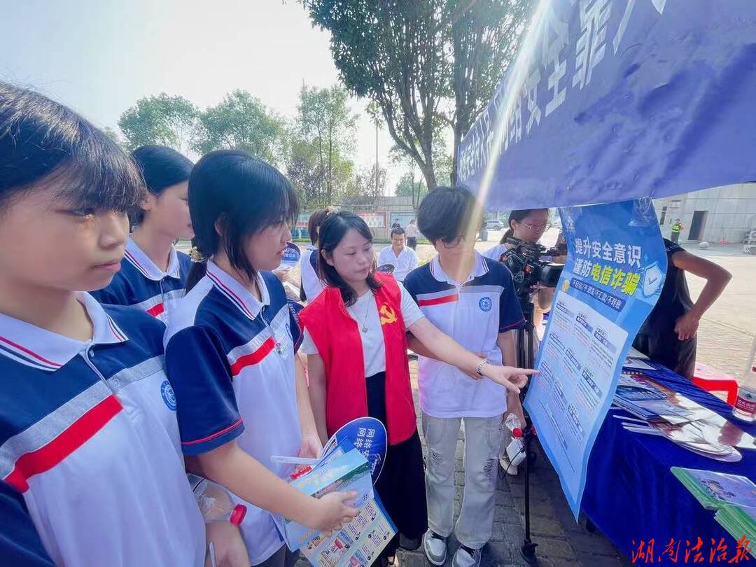 党员先锋当“卫士”　优服务赢口碑——以“党建+网络安全+客户服务”擦亮联通服务品牌