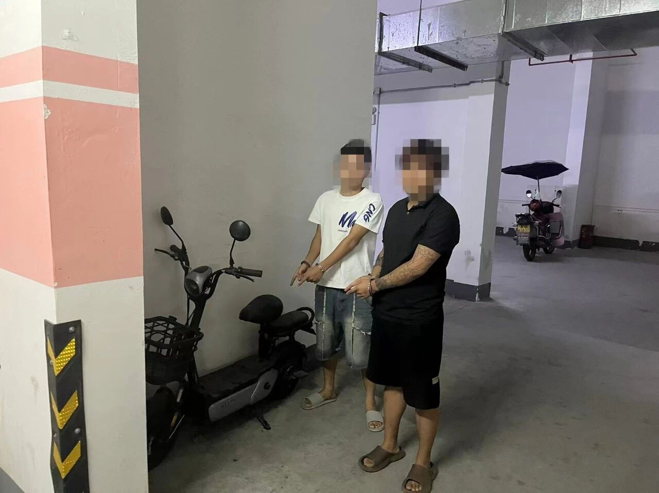 盗窃电动车电瓶，抓！
