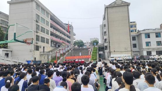 法治春风进校园 护航青春助成长