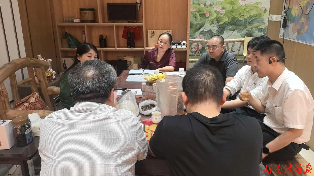 家门口务工有保障！湘潭县人社局送政策进乡村车间