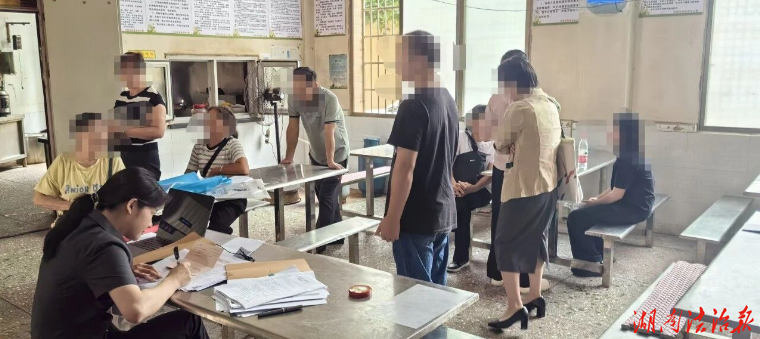 巡回法庭进养老院 温情调解解纷争