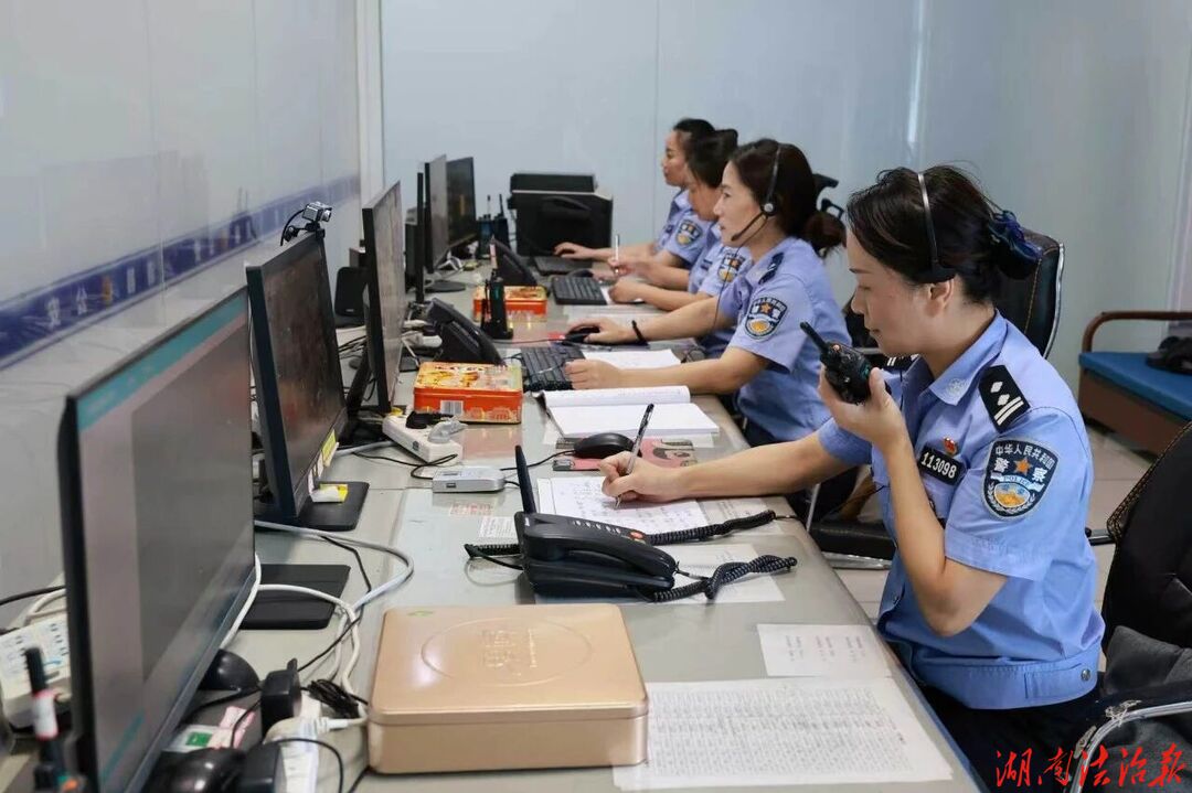【节日我在岗】道县公安：警徽伴明月，守护“不打烊”