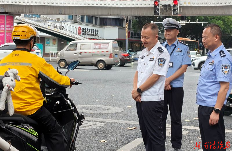 常德：多部门开展摩托车电动自行车道路交通安全领域集中整治统一行动