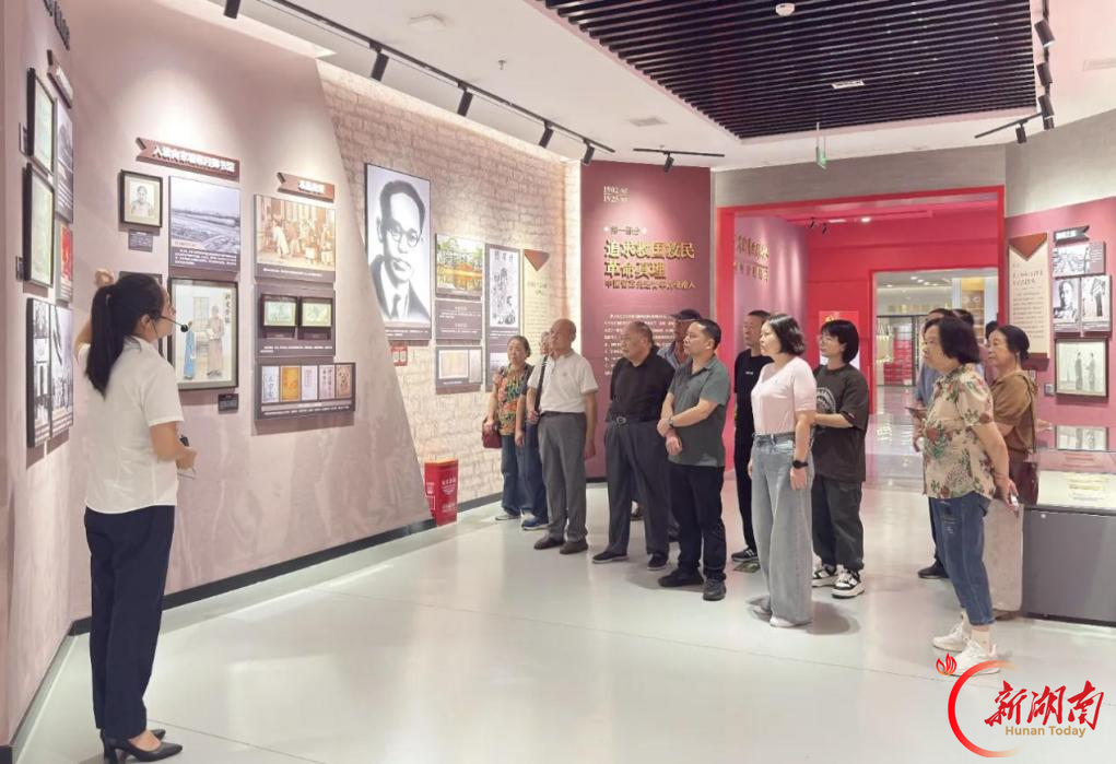 银发守初心 株洲芦淞区检察院退休干部党支部开展主题党日活动
