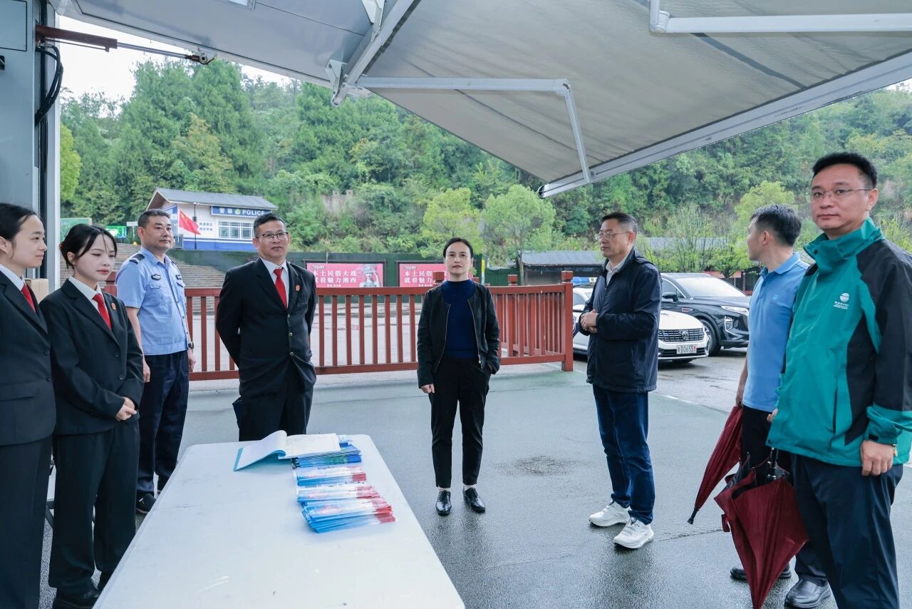 国庆我在岗 速裁护旅途