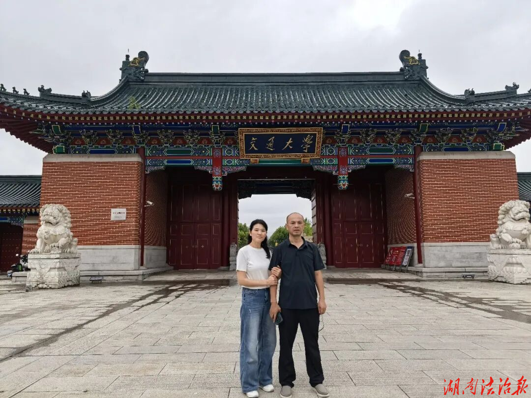 国庆特辑｜当警服成为夫妻间最特别的情话