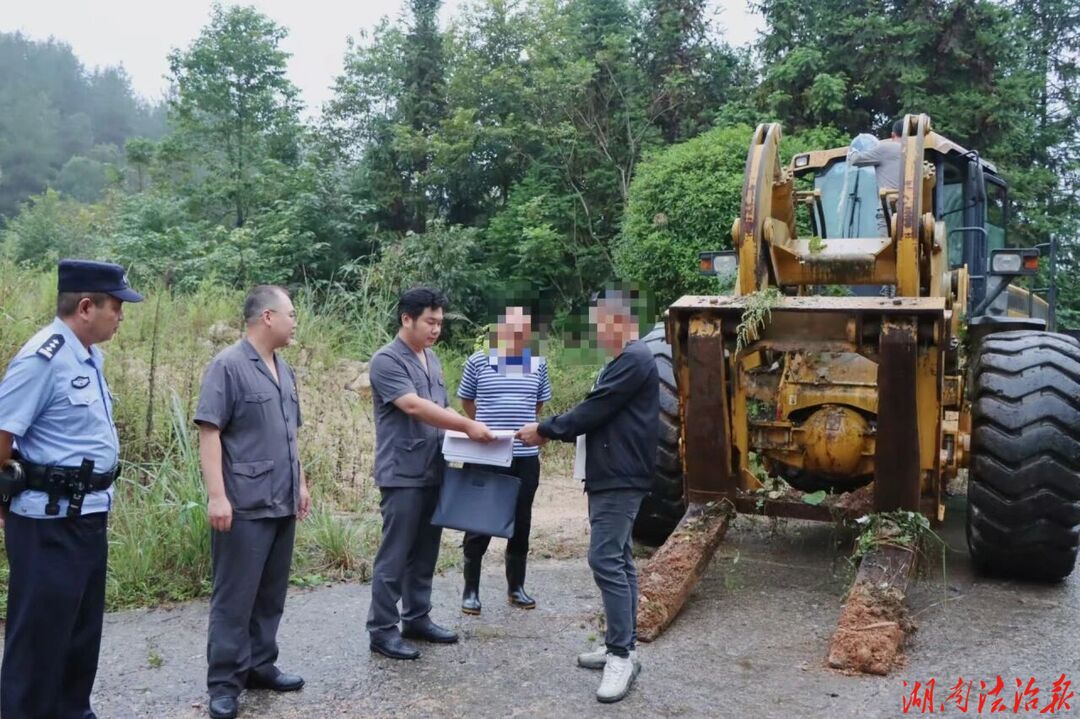 利剑出鞘护权益 执行暖心促兑现——慈利法院开展“湘执利剑2026”集中执行行动