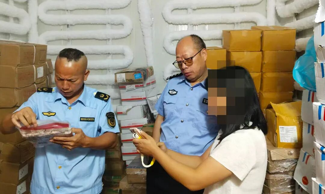 守护舌尖上的安全！双峰县森林公安局联合县市场监督管理局开展食品安全专项检查