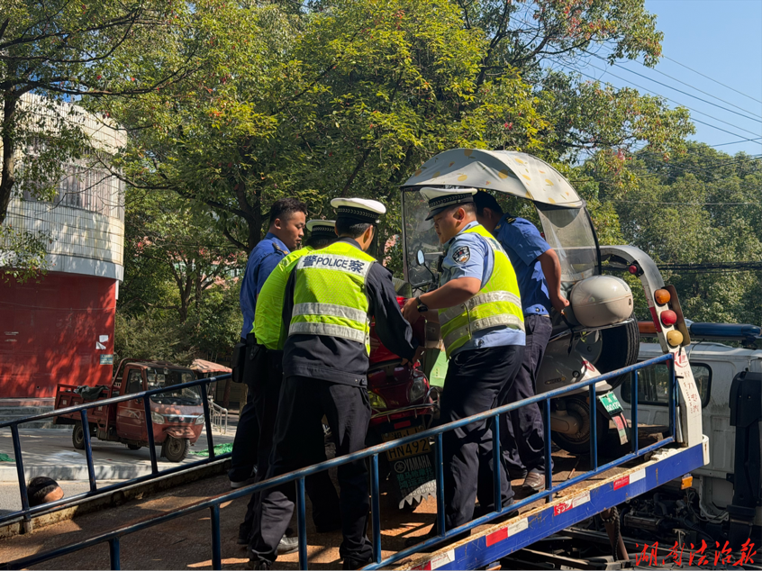 警城联动聚合力 规范交通护平安