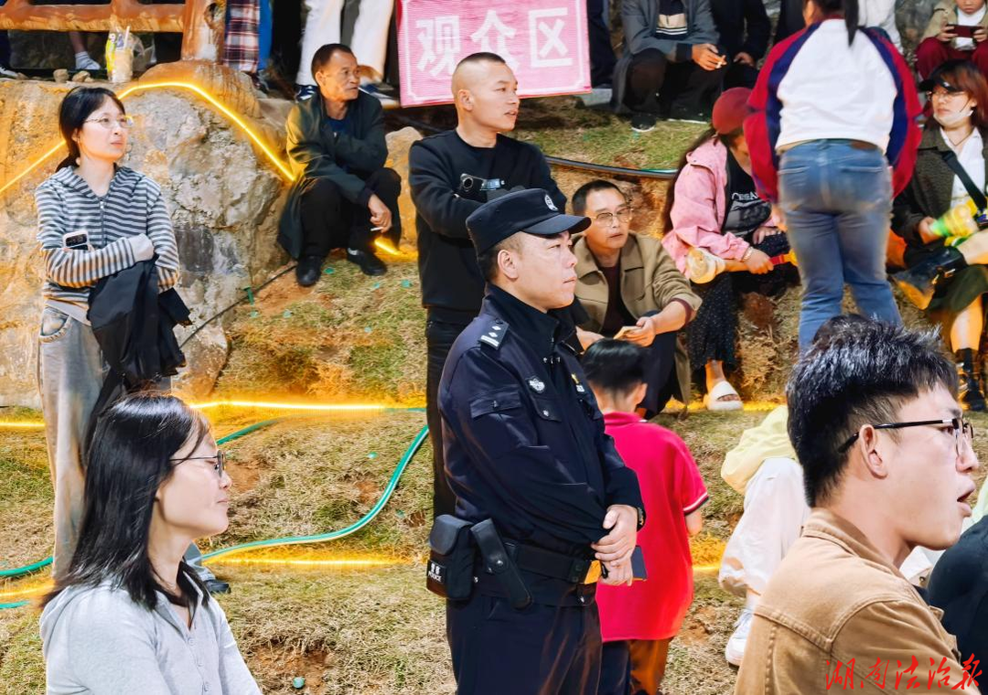 藏蓝护航，“篮”下平安｜永顺县公安局老司城派出所圆满完成永顺“旅BA”篮球争霸赛安保执勤任务