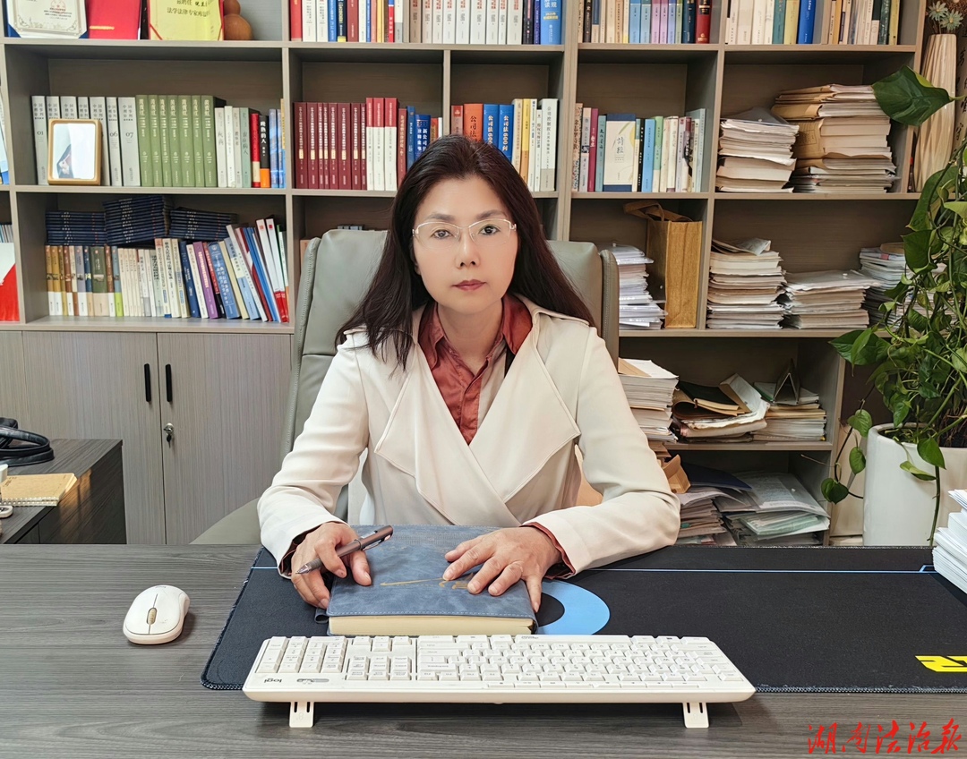雁城好律师丨倪兰花：曾沐法律之光，今执火炬前行