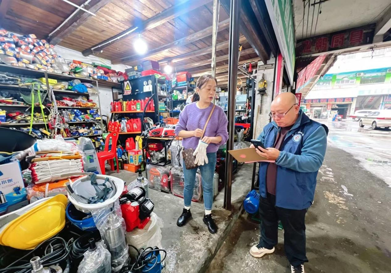 消费纠纷巧化解 社区调解暖民心 —— 吉首市石家冲社区成功调解一起 12345 政务热线投诉纠纷