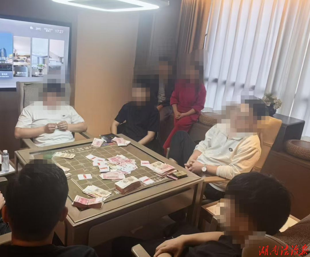 【强治理 护民安】行政拘留6人 龙山公安深夜突击查处一起赌博案
