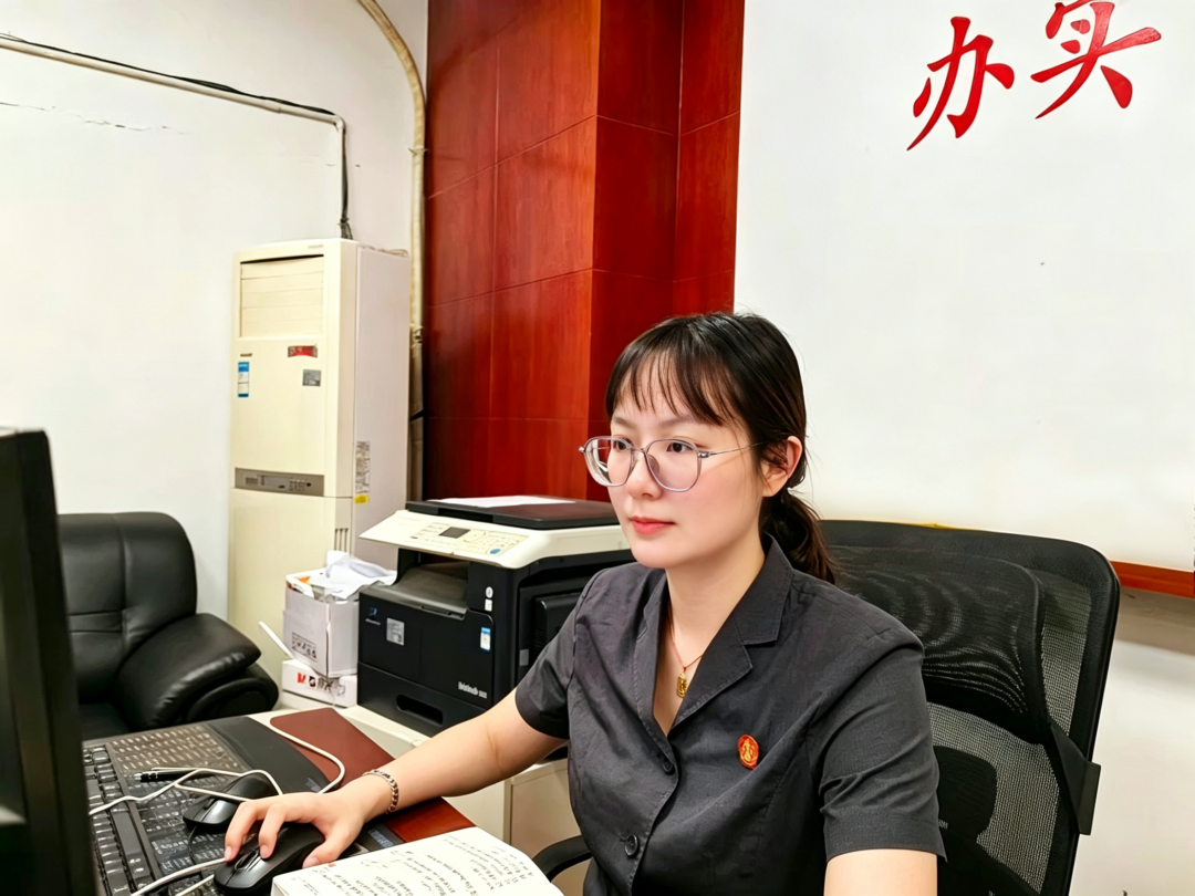 桂法青语 | 曹晶淳：以“幕后坚守”护航审判质效